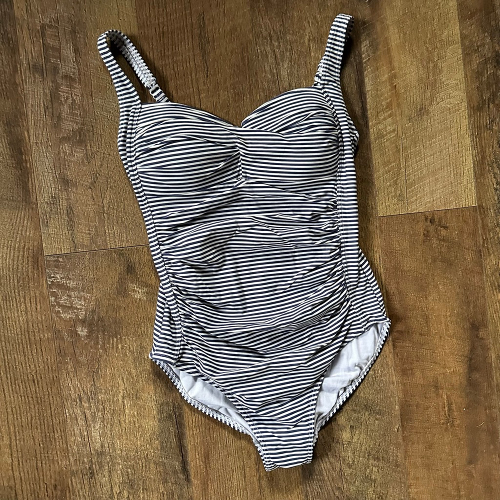 Women's Bond-Eye Australia One Piece Swimsuit Size 6 Navy White Striped DD Bra